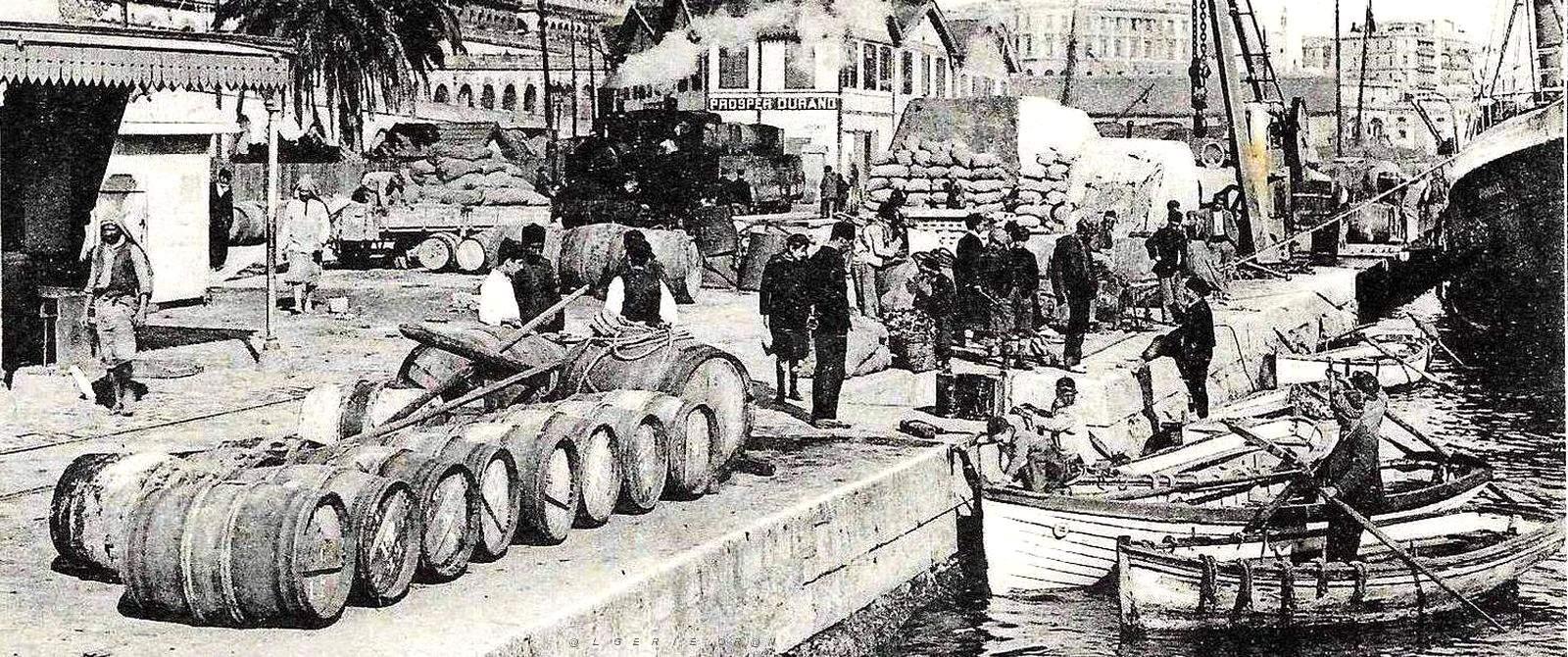 1513- Alger - Sur les Quais2.jpg